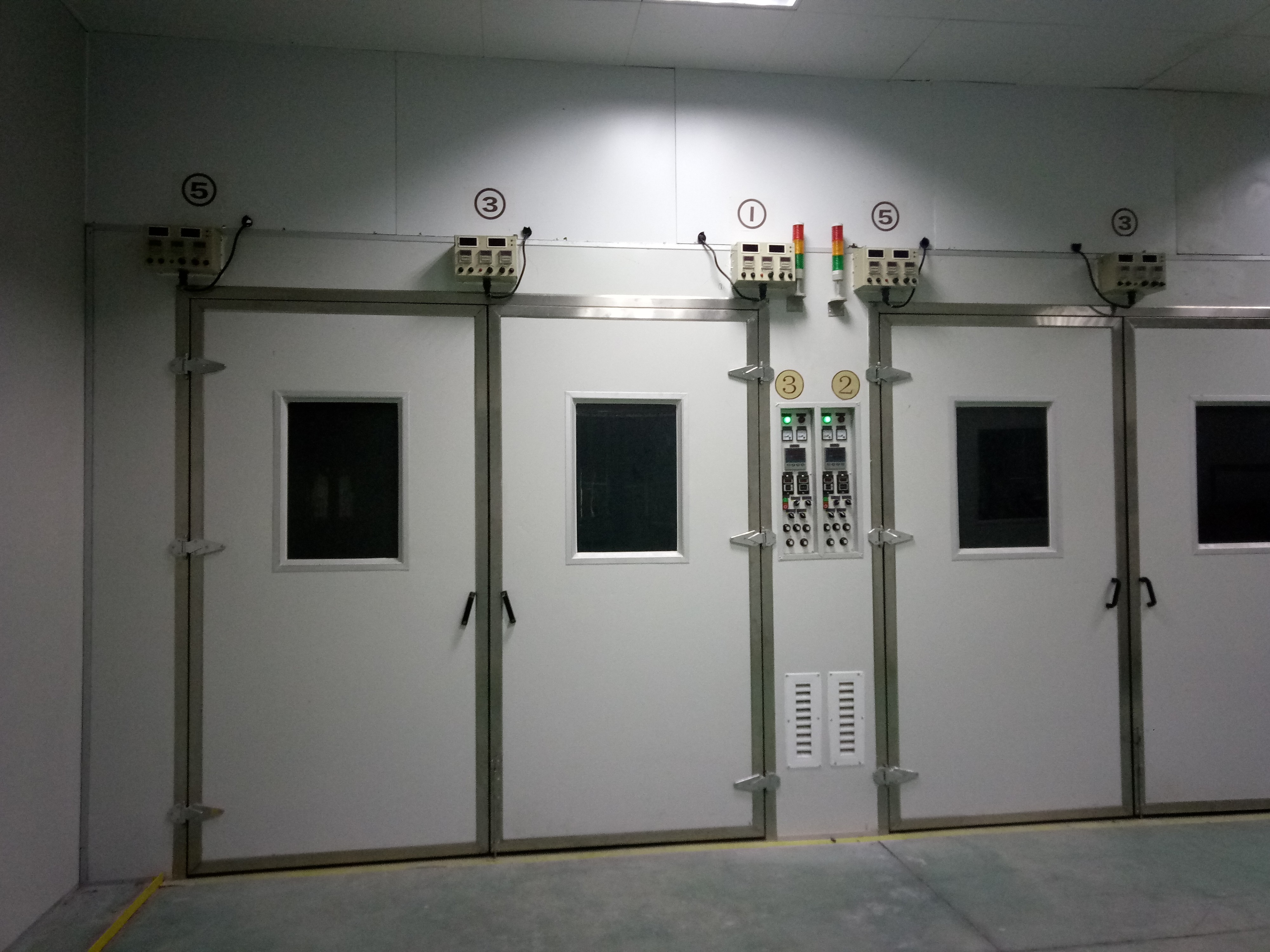 ��������������